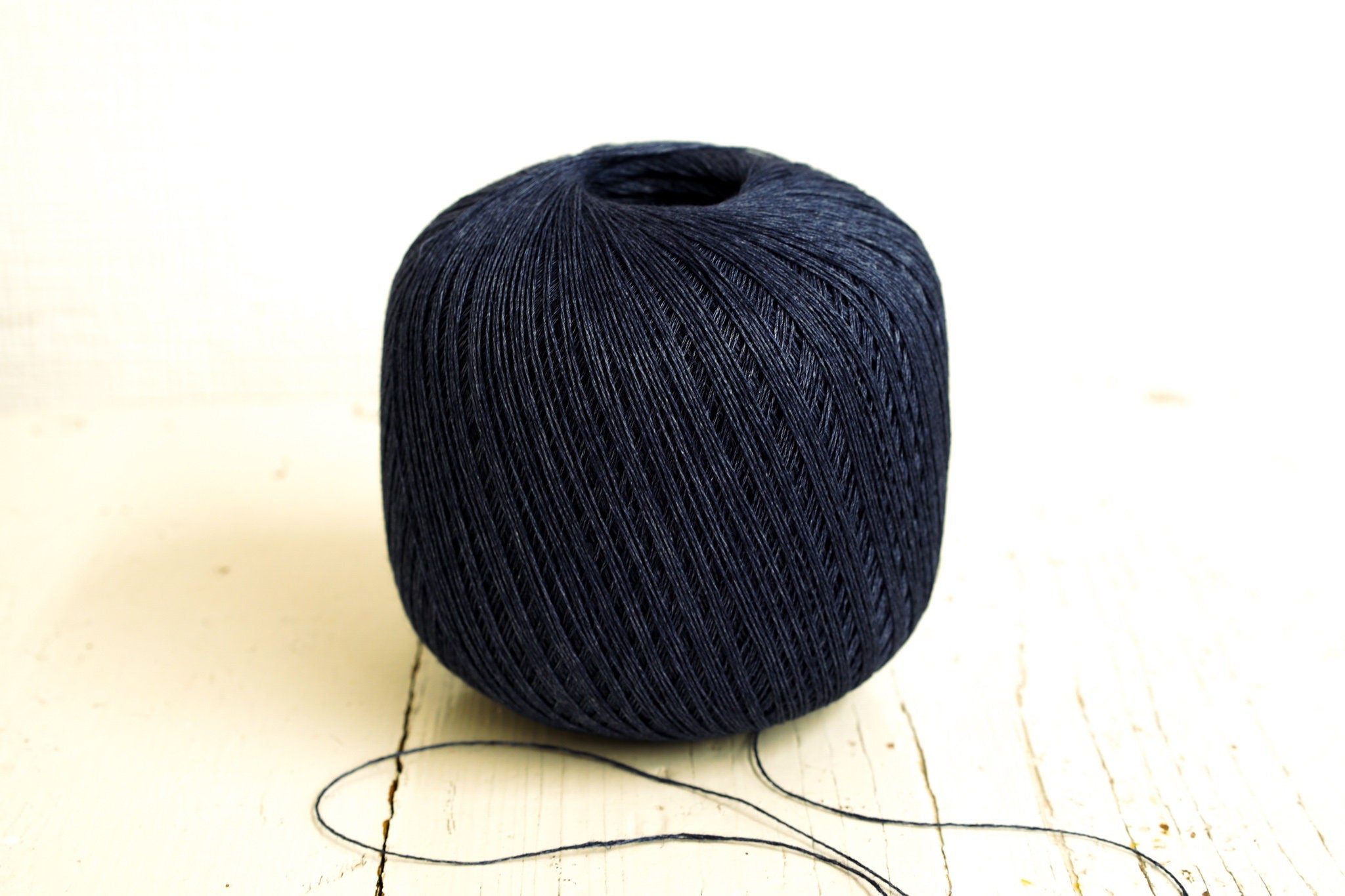 Dark denim blue 100% linen yarn | dark-denim-blue-100-linen-yarn