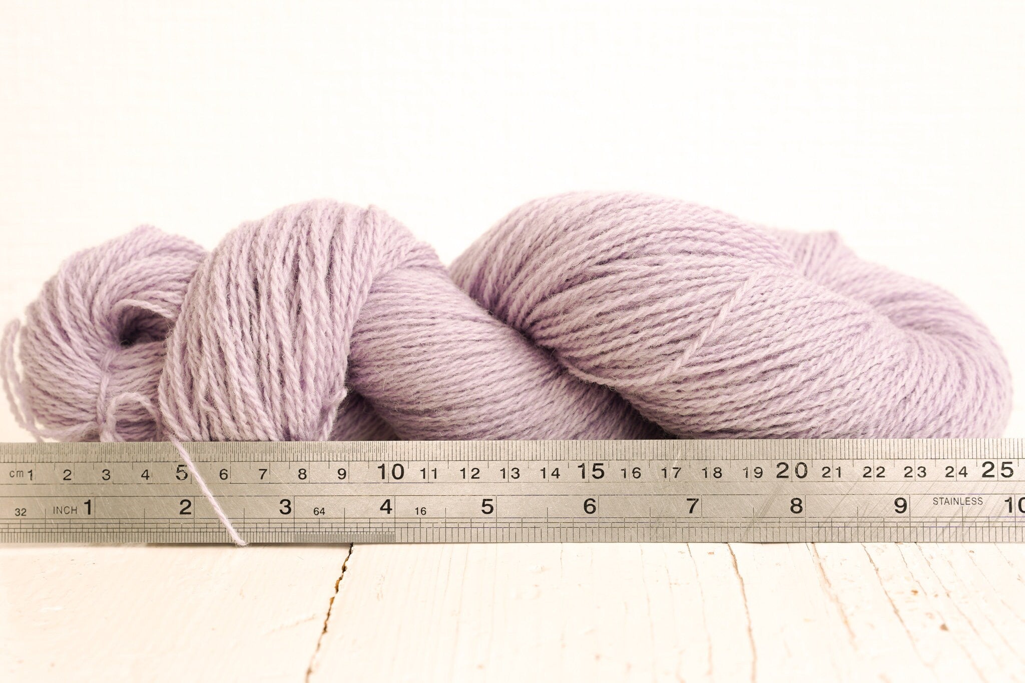 Lilac fingering wool yarn | lilac-fingering-wool-yarn