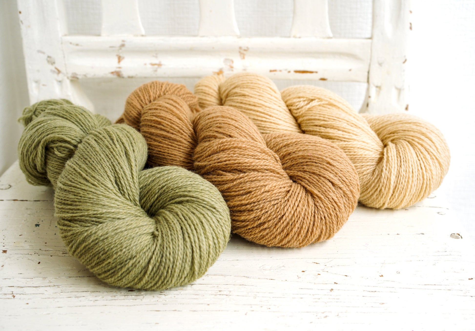 Olive green, brown, ivory wool yarn - 300g./10.58 oz. - New Zealand fingering wool yarn - Weaving wool fiber - plaid, blanket knitting wool | olive-green-brown-ivory-wool-yarn-300g-10-58-oz-new-zealand-fingering-wool-yarn-weaving-wool-fiber-plaid-blanket-knitting-wool