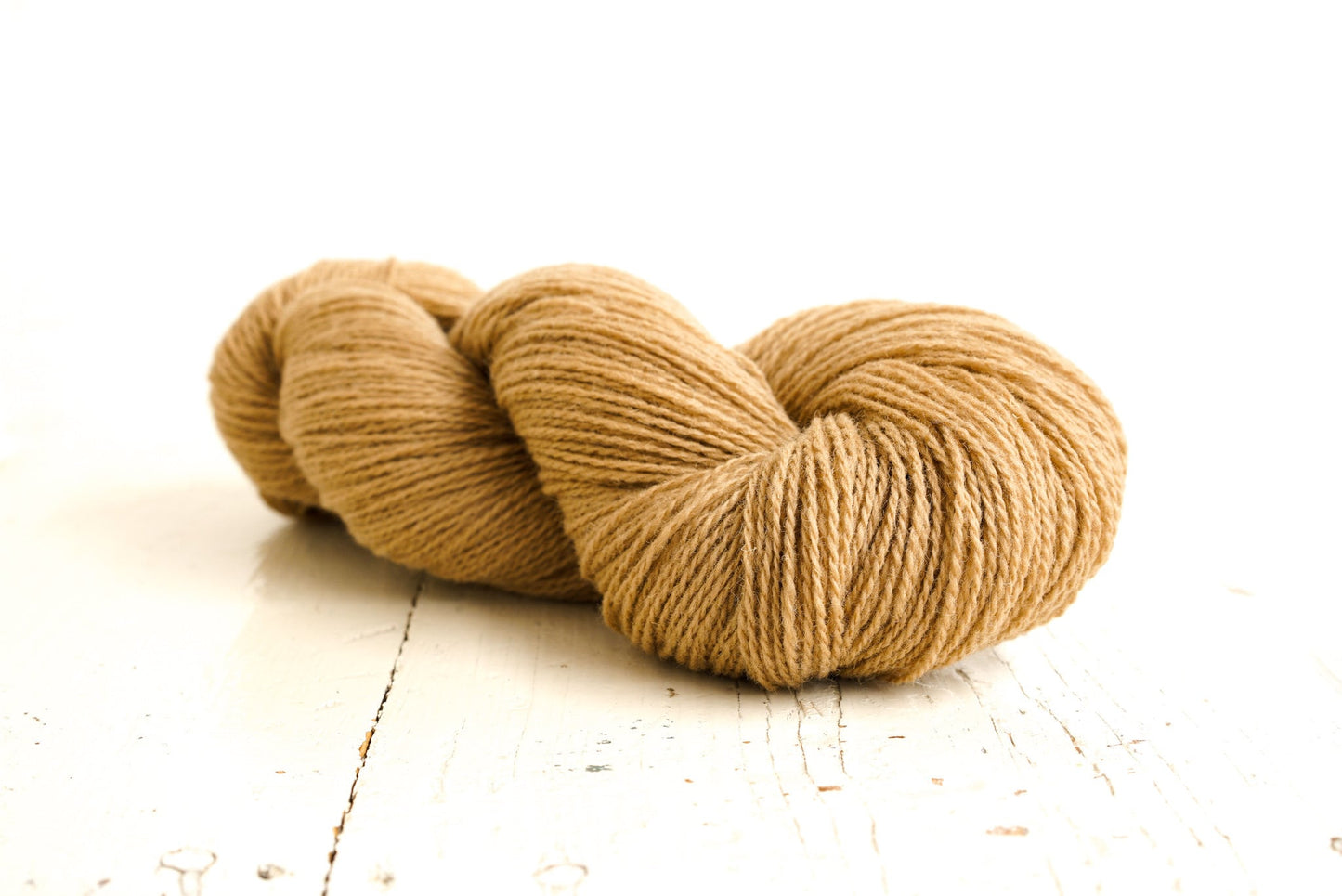 Latte brown wool yarn - 100g./3,50 oz. - New Zealand wool for hand or machine knitting, weaving plaids, cardigans, knitter gift - 650 Color | latte-brown-wool-yarn-100g-3-50-oz-new-zealand-wool-for-hand-or-machine-knitting-weaving-plaids-cardigans-knitter-gift-650-color
