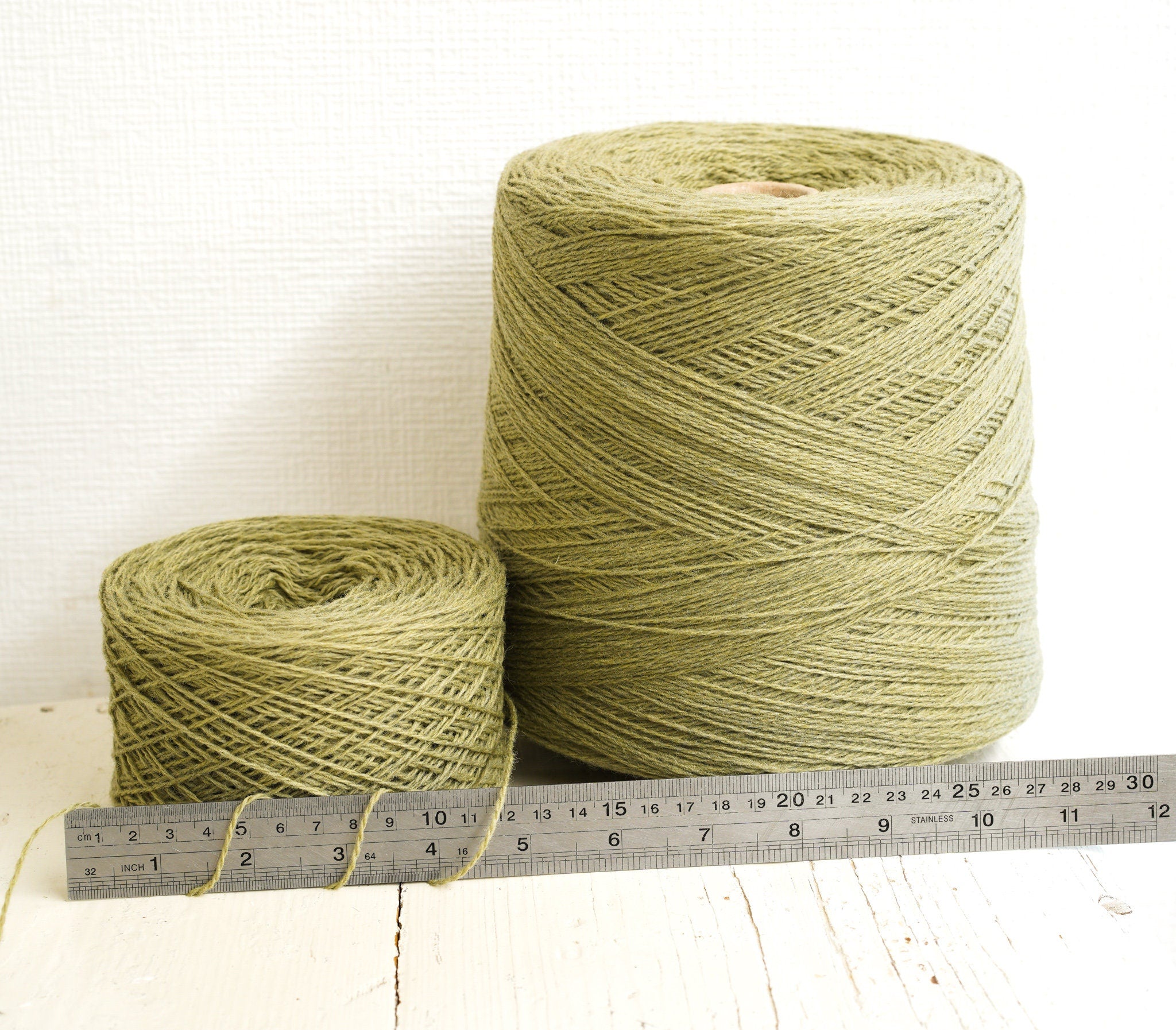 Olive green wool in cone 900g/31.7oz - Fingering wool fiber for weaving plaids, hands or machine knitting men&