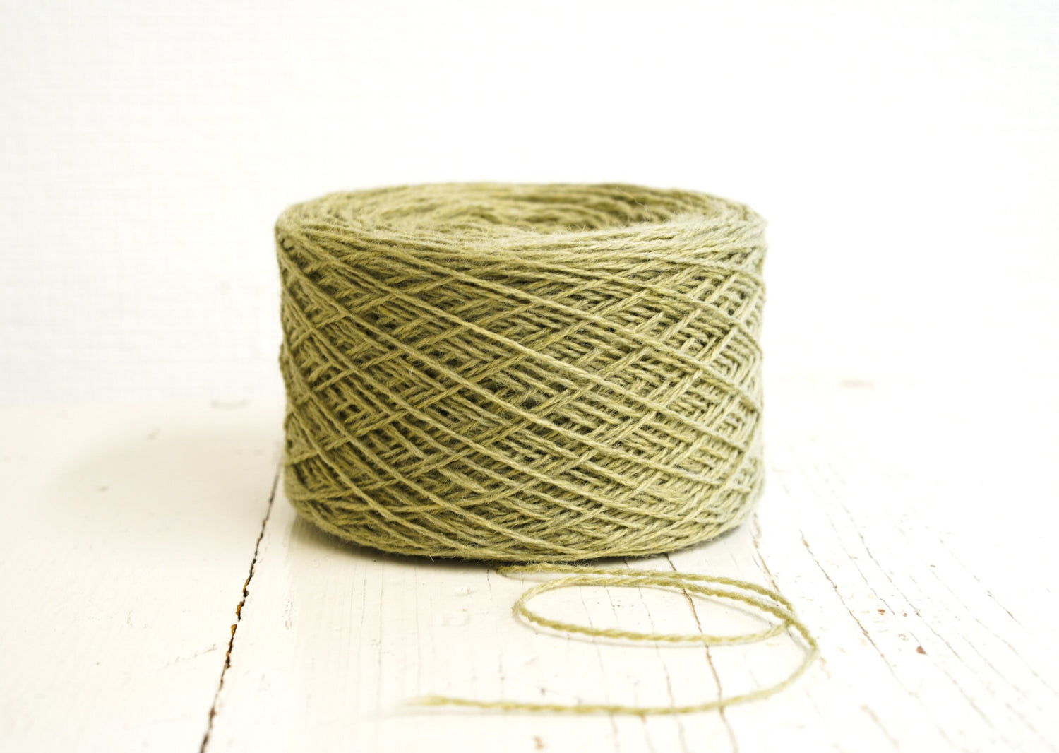 Olive green wool in cone 900g/31.7oz - Fingering wool fiber for weaving plaids, hands or machine knitting men&