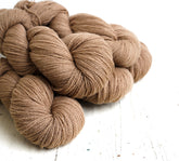 Taupe brown wool yarn - 100g./350m.- New Zealand fingering wool yarn - Sustainable wool - Crochet squares wool fiber - plaids weaving wool | taupe-brown-wool-yarn-100g-350m-new-zealand-fingering-wool-yarn-sustainable-wool-crochet-squares-wool-fiber-plaids-weaving-wool