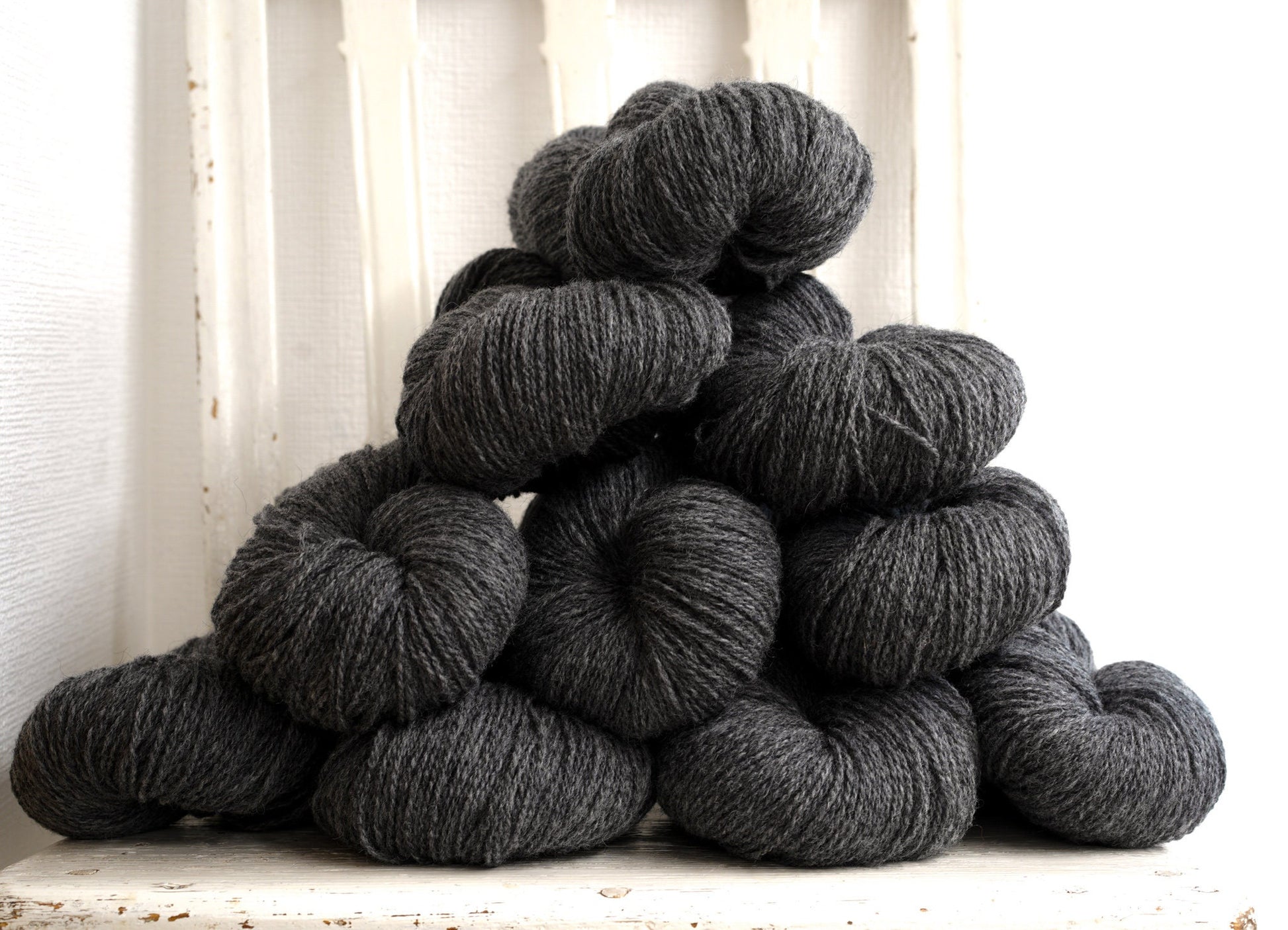 Grey New Zealand fingering wool yarn 100g/3,5oz. for weaving plaids, machine knitting, crochet, hand knitting socks wool | grey-new-zealand-fingering-wool-yarn-100g-3-5oz-for-weaving-plaids-machine-knitting-crochet-hand-knitting-socks-wool