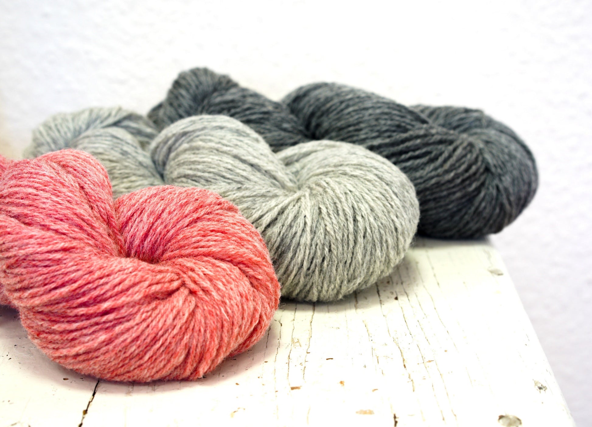 Light grey melange merino and suffolk wool yarn blend 100g/3,5oz sport yarn for hand knitting, fine wool for outerwear, weaving, crochet | light-grey-melange-merino-and-suffolk-wool-yarn-blend-100g-3-5oz-sport-yarn-for-hand-knitting-fine-wool-for-outerwear-weaving-crochet